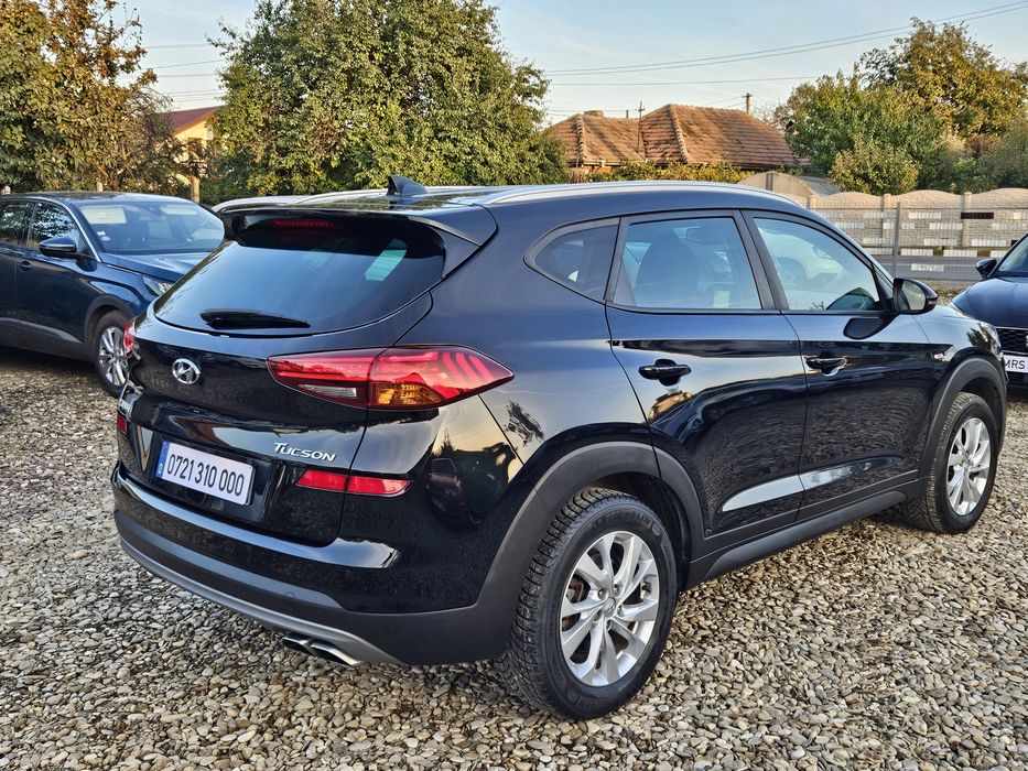 Hyundai Tucson, 1.6 crdi hybrid, automat, Sign /line assist