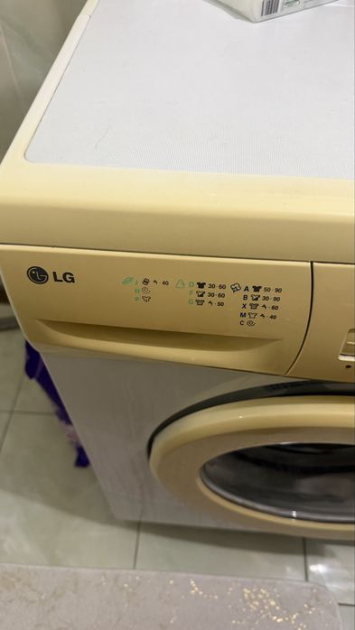 Продам стиральную машину LG