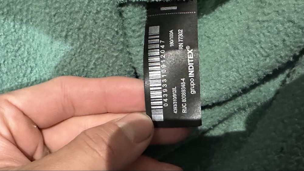 Блуза с дълъг ръкав на ZARA