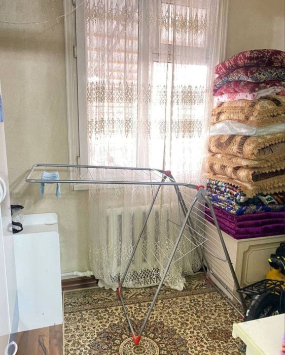 2/1/4 58м2 м-Феруза , ор-р Эко базар.