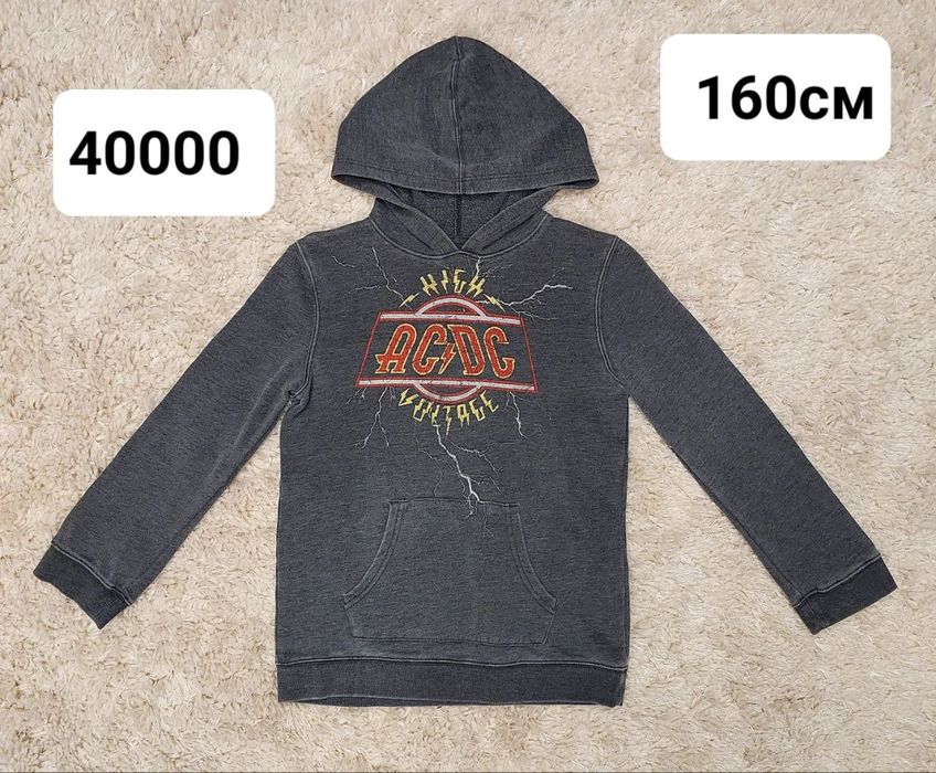 Продам. Одежда для мальчиков