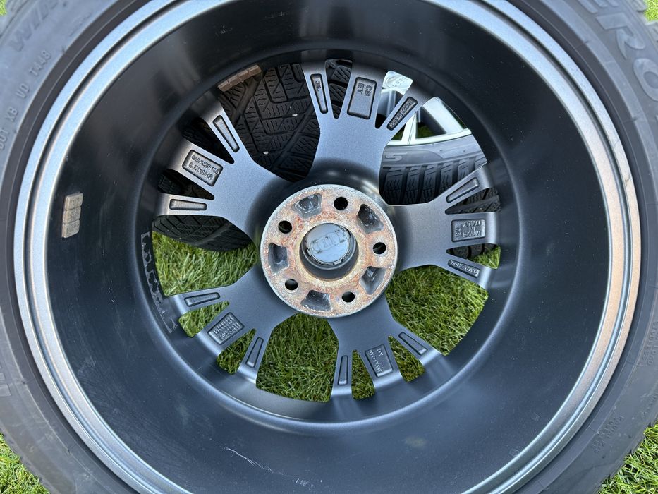 Set roti iarna - jante  cu anvelope 245 40 R18  Audi A5 8jx18 ET25 CB 66.5