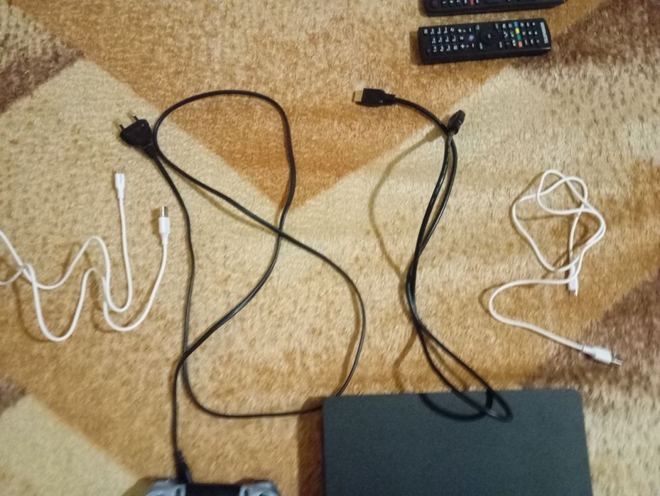 Плейстейшън 4 слим