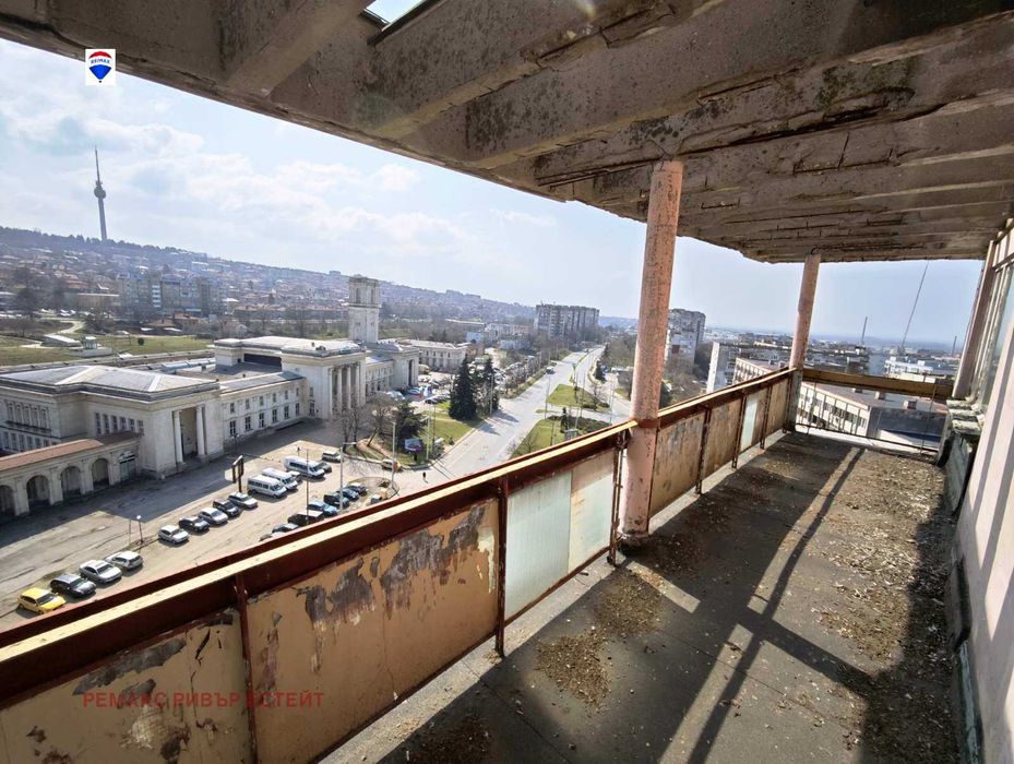 Двустаен апартамент  за ремонт кв. ЦЮР, гр. Русе