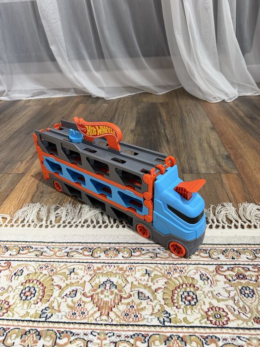 Продам игрушки разные