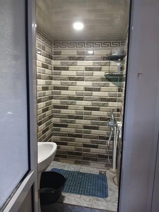 Сотувда 1 хонали квартира, Янгихает тумани, Спутник 2