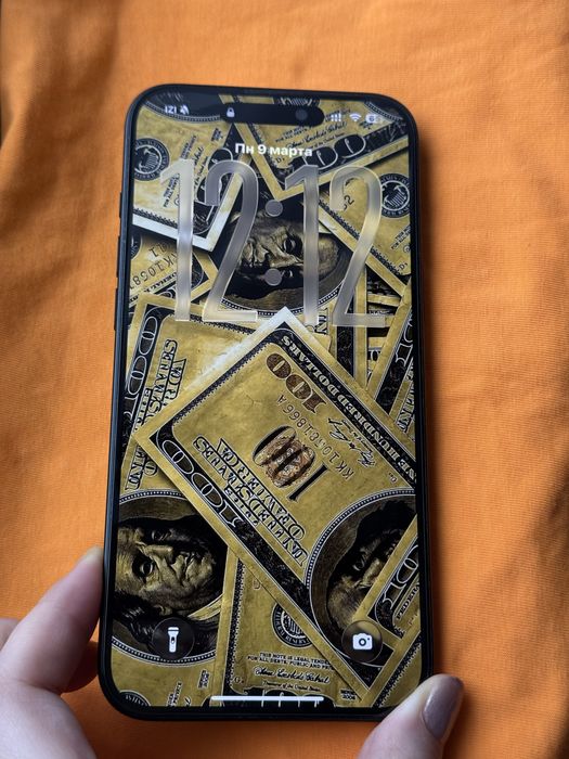 Продается IPhone 16 plus