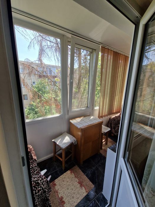 Vând apartament cu 2 camere!