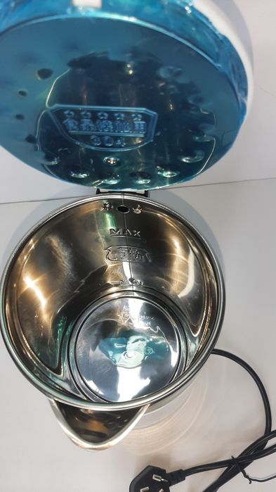 Электро чайник 1.8л