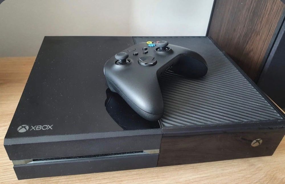 X box one 1 TB 2 игра има вътре