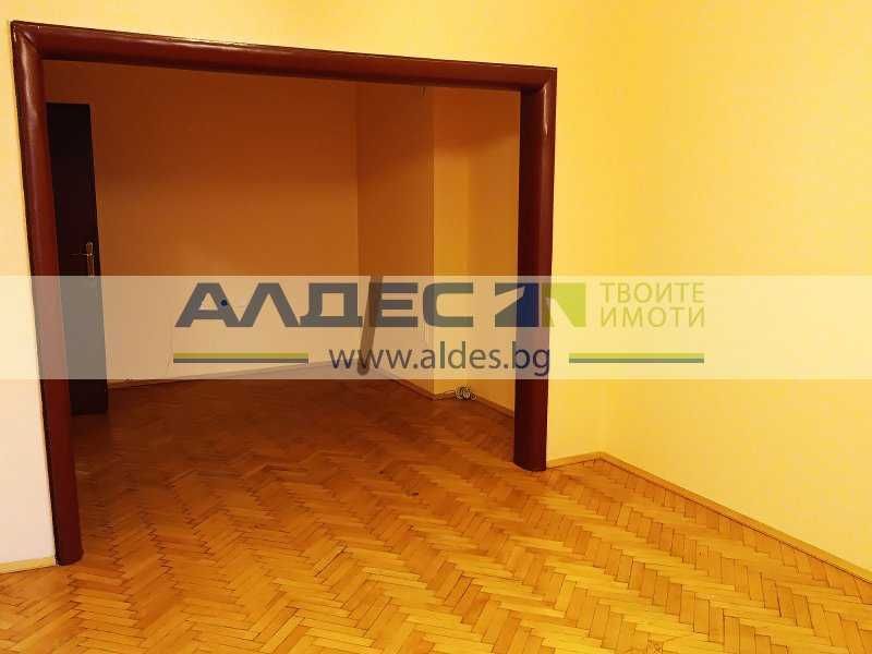 Дава се под наем Офис в София, Център - 85 кв.м за 663 € - Снимка #3