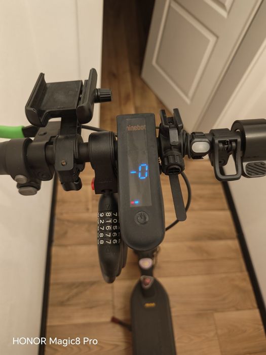 Електрическа тротинетка SEGWAY MAXG2