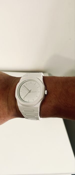 Ръчен часовник в перфектно състояние .