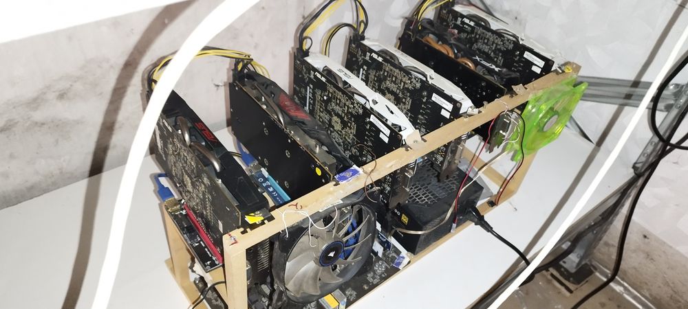 Продавам mining ферма