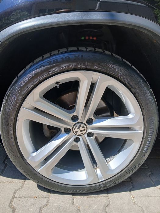 Продавам оригинални джанти с гуми от Volkswagen Tiguan 19" 5x112