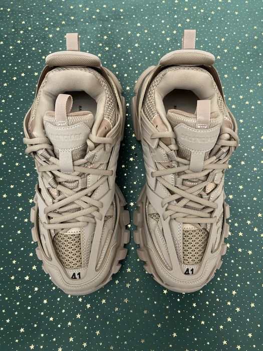 Balenciaga Track Beige