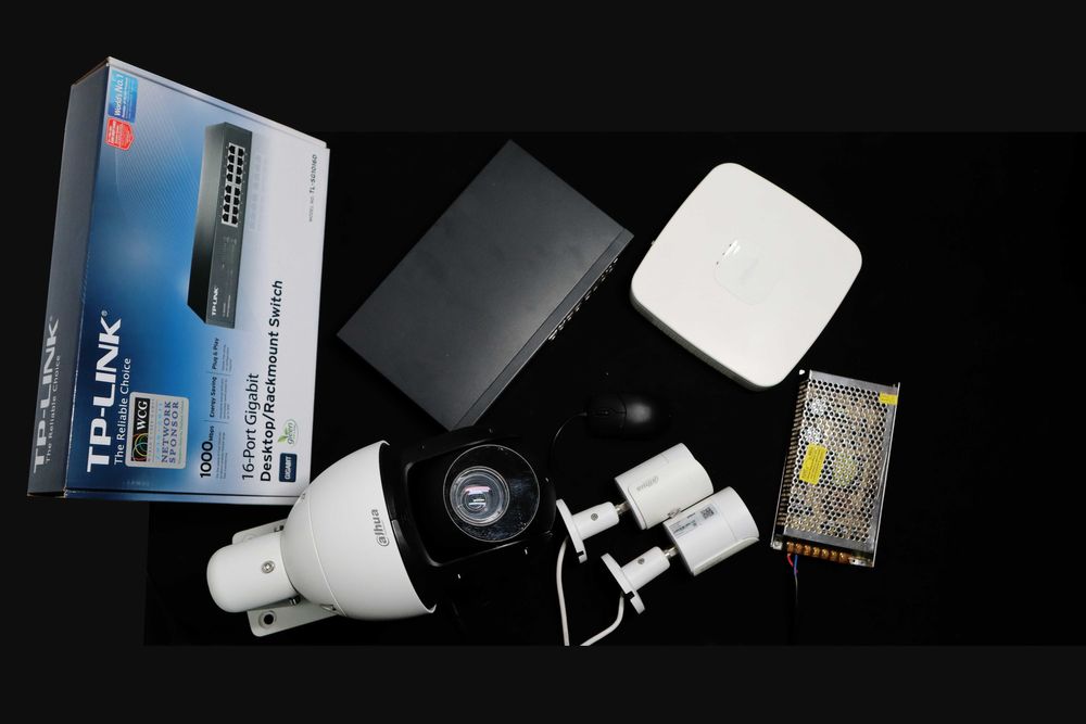 IP Камеры видеонаблюдения комплект DAHUA