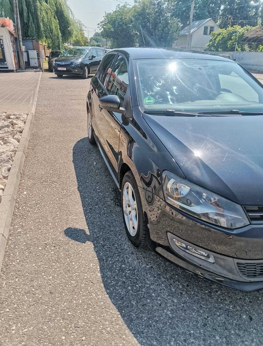 VOLKSWAGEN Polo 2010 — imagine 3