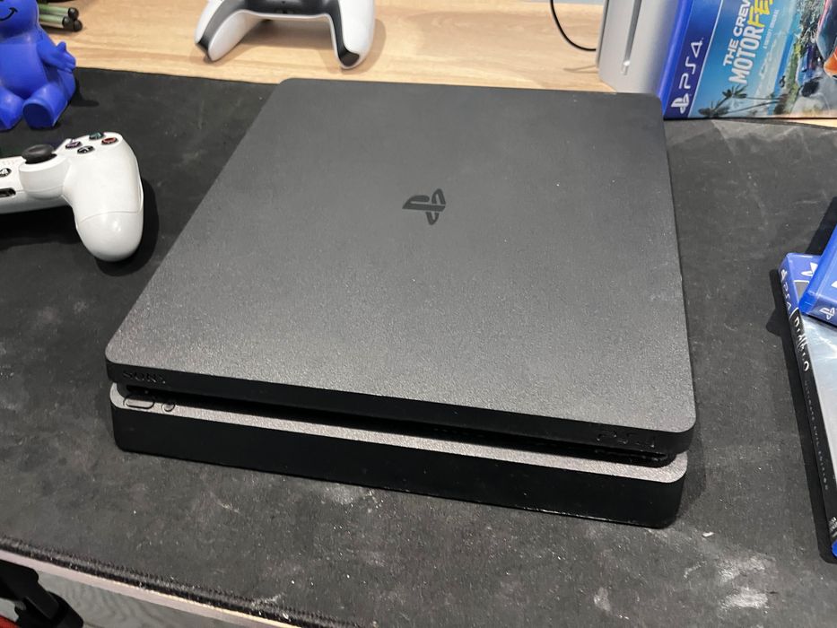 Playstation4 slim