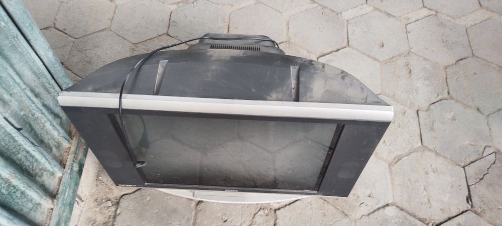 Старый телевизор