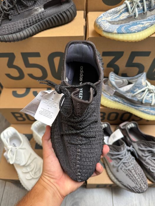 Adidasi Yezzy Boost 350 V2