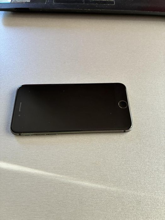 iPhone 8, 64 GB Space Gray