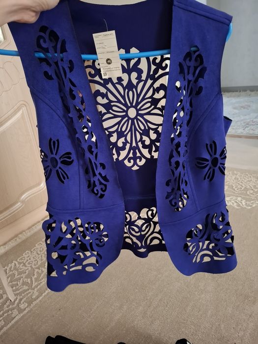 Сатылады 1-2 киилген киимдер койлектер