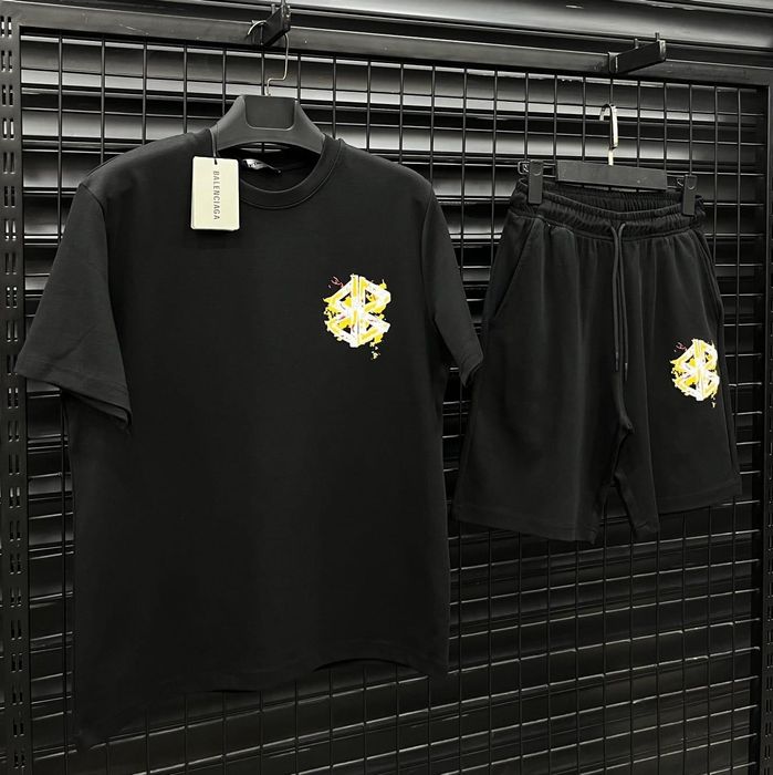 Мъжки комплекти .