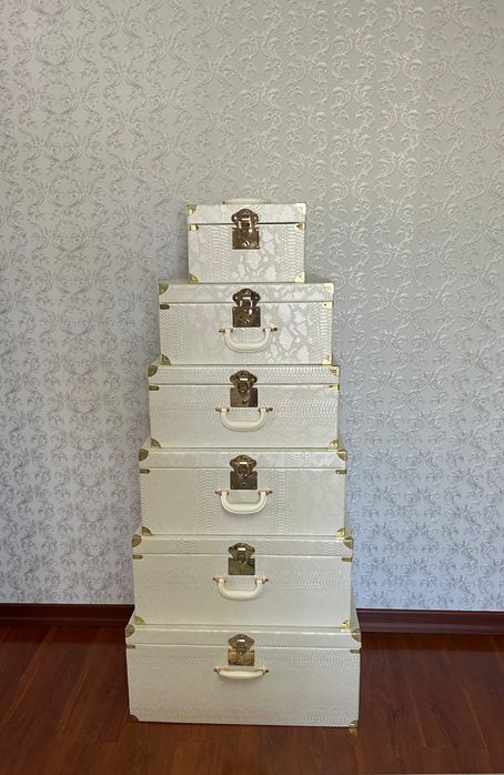 Набор чемоданов для приданного