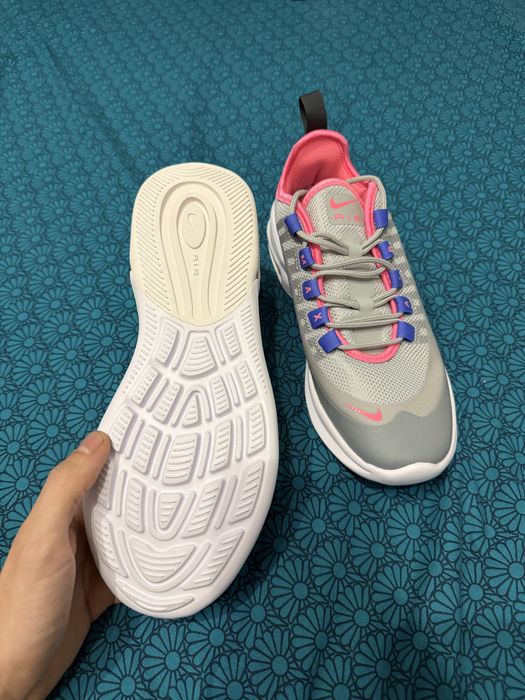 Nike airmax axis