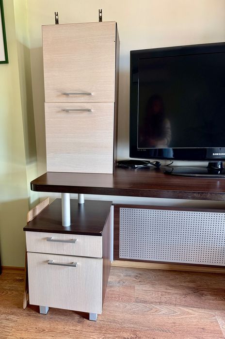 Бюро за стая или офис