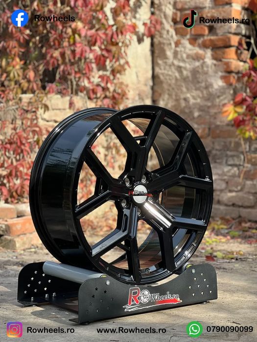 Jante Range 22 R22 Full BLACK Si Polish Model Sport cu anvelope vara / iarna 275-40-22 Land rover Vogue Land Rover sport cu anvelope vara / iarna 275-40-22