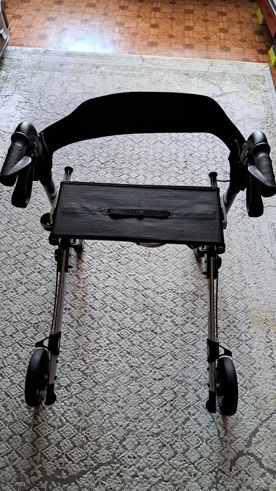 Продам ходунки для взрослых