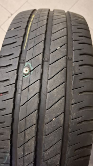 2бр летни бусови гуми Michelin 235 65 16С