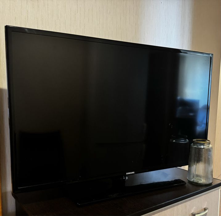 Продам телевизор Samsung-45000