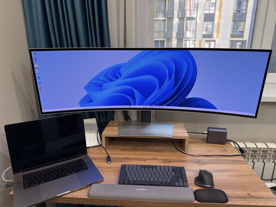 Монитор 49” Samsung LS49DG910SIXCI