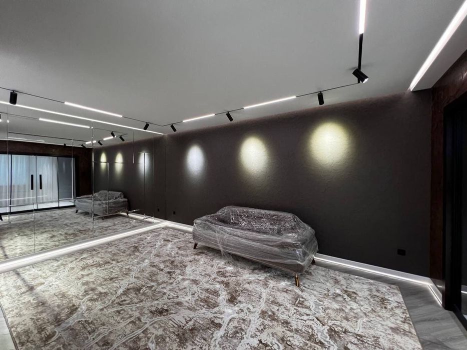 Дархан! Ор-р Тамараханум! Сдаётся новая квартира в центре!