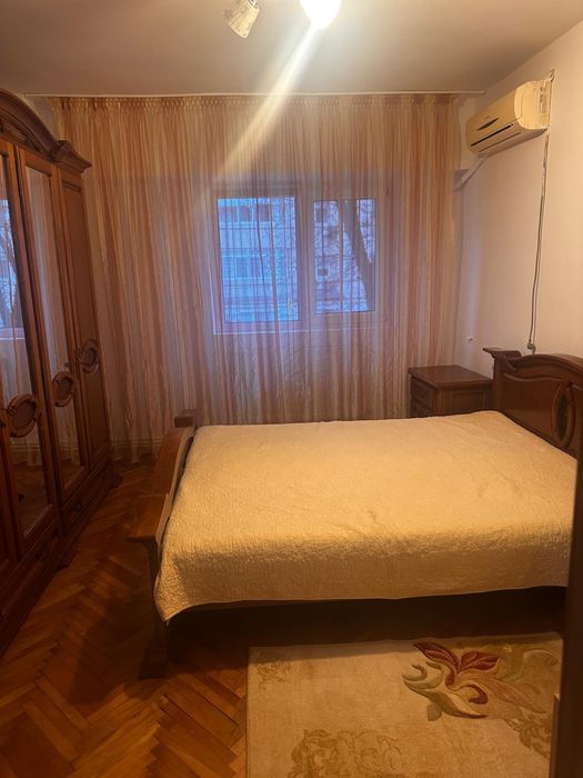 Apartament de inchiriat