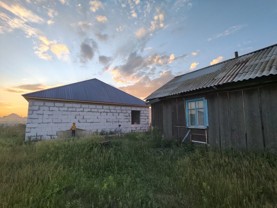 Продам дом  черновой