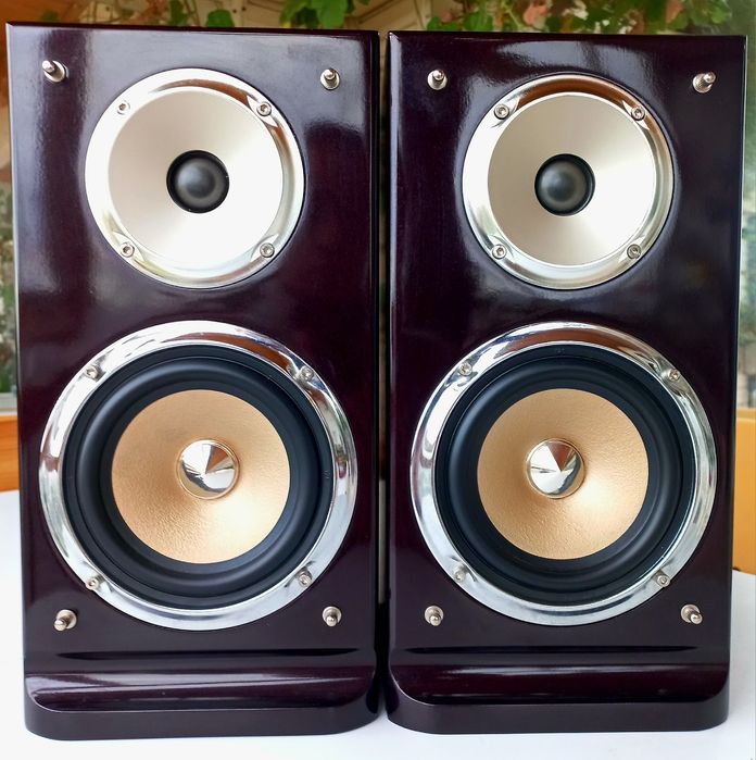 Английски тонколони HARROT