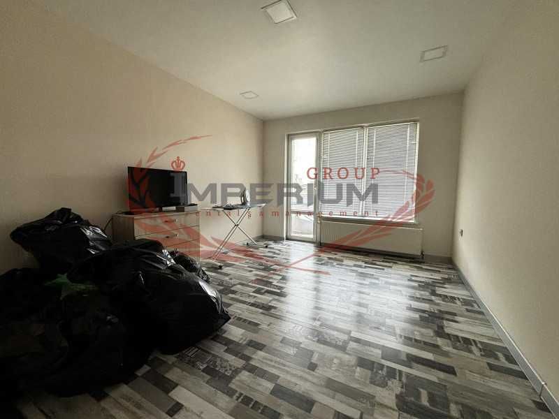 Дава се под наем Тристаен апартамент в Варна, Базар Левски - 80 кв.м за 765 € - Снимка #7