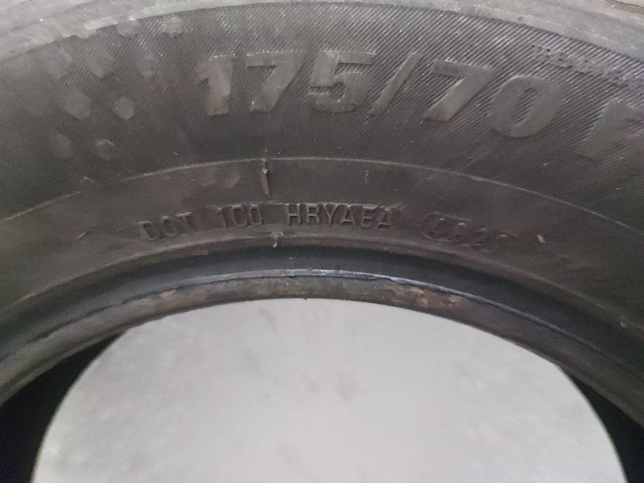 Продавам съхранявани в мазе 4бр гуми KUMHO 175/70  R14