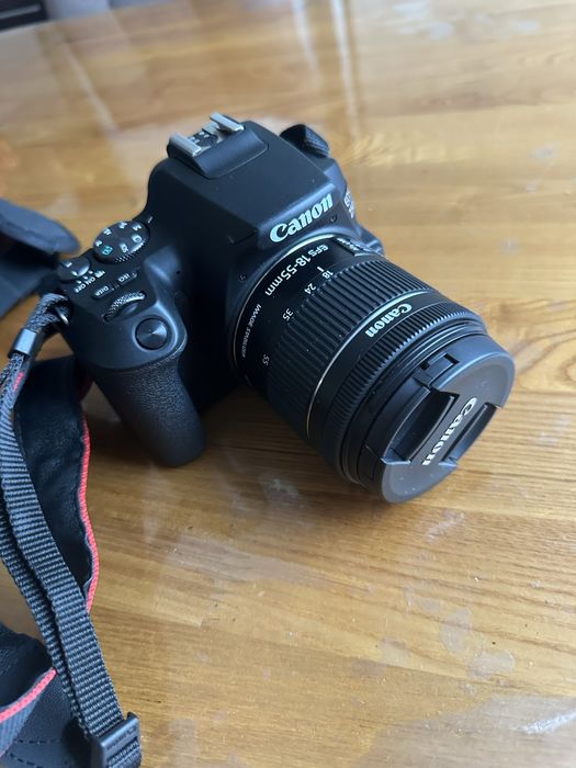 Фотоапарат canon