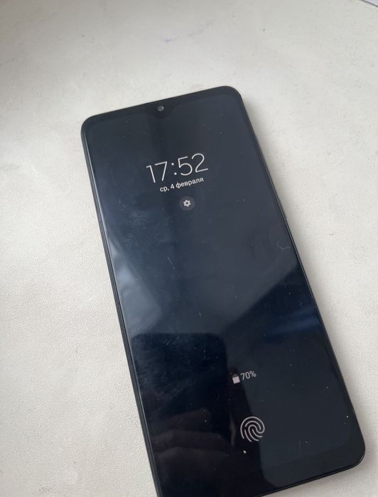 Продам смартфон Samsung A31