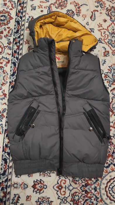 Продам Детскую одежду