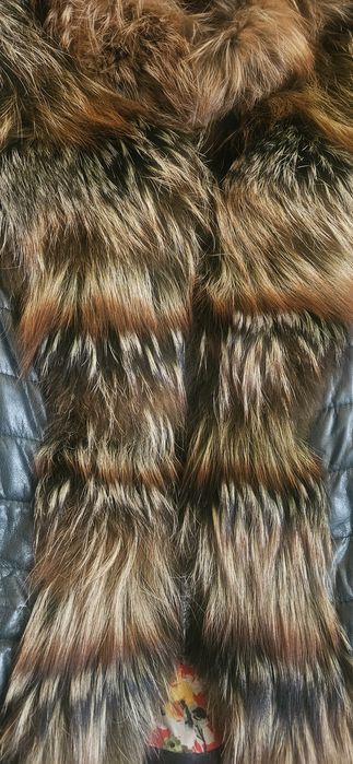 Елек от агнешко кожа в съчетание с лисица