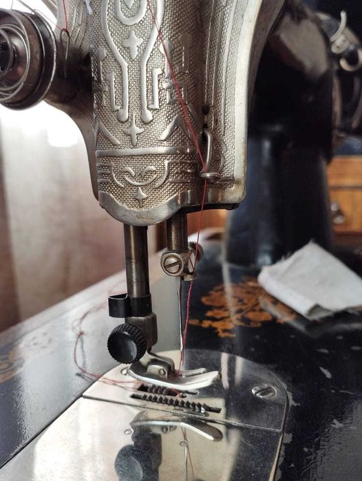 Продам швейную машину б/у