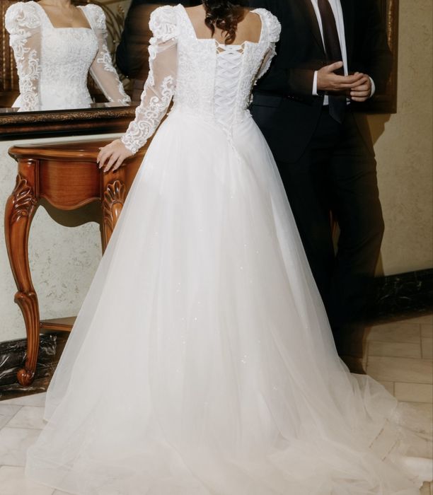 Свадебное платье