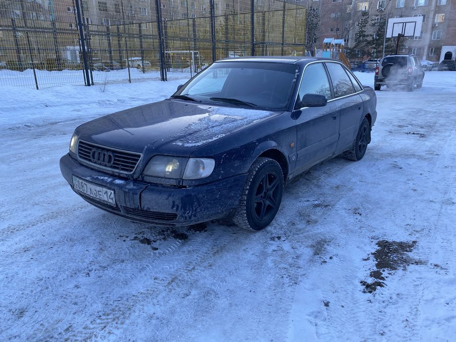 Ауди на полном ходу !