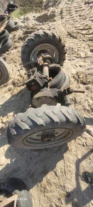 Axa punte fața tractor U 651 completă